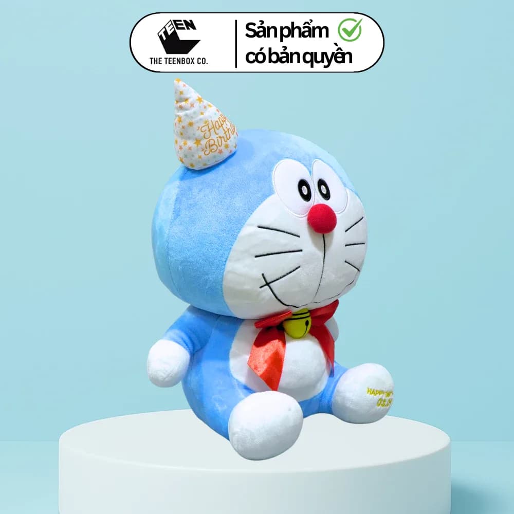 Thú Bông Doraemon Sinh Nhật Size M 33cm – Gấu Bông Cao Cấp, Bản Quyền Animation International, Teenbox Phân Phối - Alternate